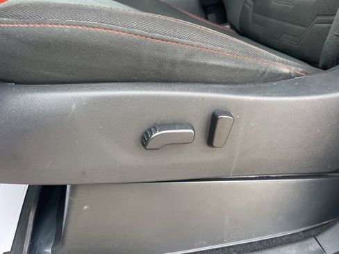 Used 2023 Nissan Frontier PRO-4X w/ Pro Convenience Package image 16