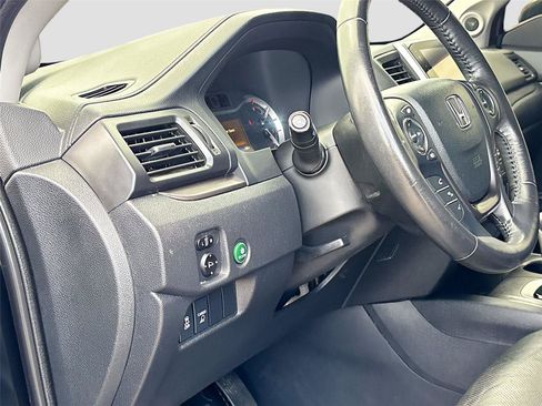 Used 2019 Honda Ridgeline RTL-T image 10