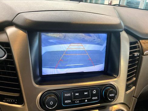 Used 2017 GMC Yukon Denali w/ Open Road Package RWD image 28