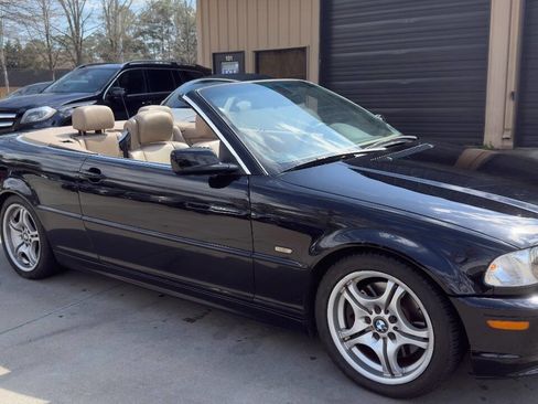 Used 2003 BMW 330Ci Convertible image 13