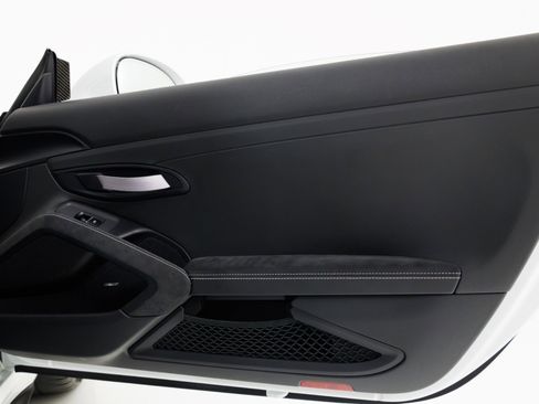 Used 2019 Porsche 911 GT3 RS image 45