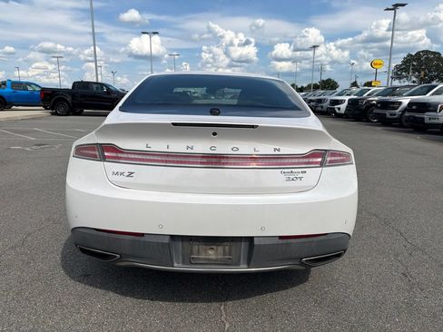 Used 2017 Lincoln MKZ Select w/ Select Plus Package FWD image 10