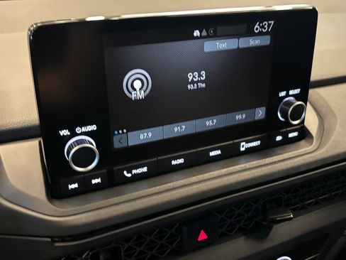 Used 2023 Honda Accord LX image 12