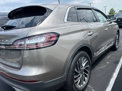 Used 2020 Lincoln Nautilus Reserve FWD image 4