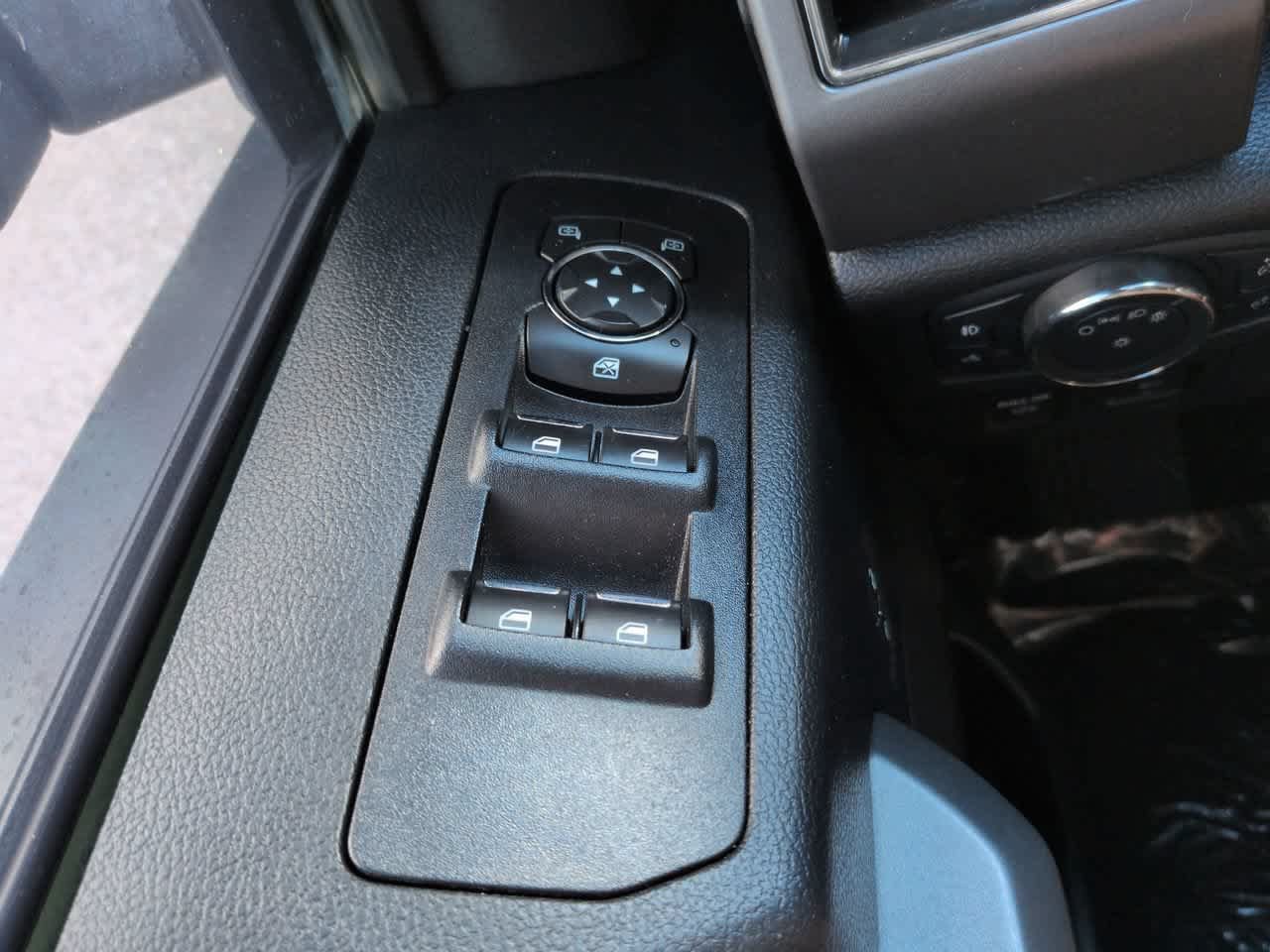 Used 2017 Ford F150 XLT w/ Equipment Group 302A Luxury AWD/4WD image 23