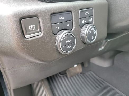 Used 2023 Chevrolet Silverado 1500 LT image 26