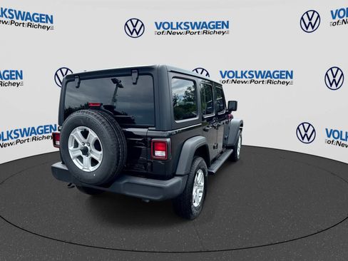 Used 2021 Jeep Wrangler Unlimited Sport AWD/4WD image 14