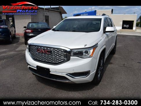 Used 2017 GMC Acadia Denali w/ Technology Package FWD image 1