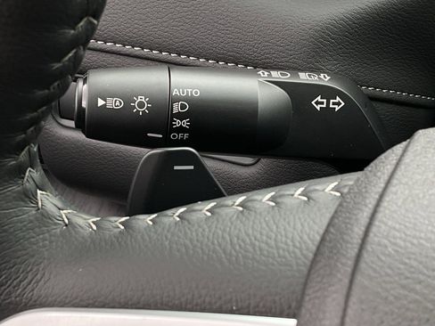 New 2026 Nissan Armada SV image 30