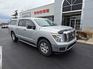 Used 2018 Nissan Titan SV w/ SV Convenience Package video 1