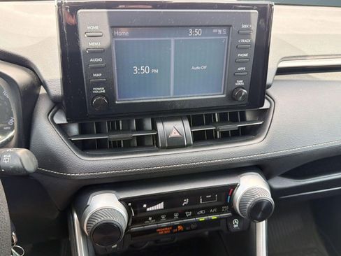 Used 2019 Toyota RAV4 LE w/ All Weather Liner Package AWD/4WD image 22