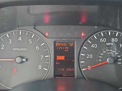 Used 2020 Nissan NV 2500 SV image 18