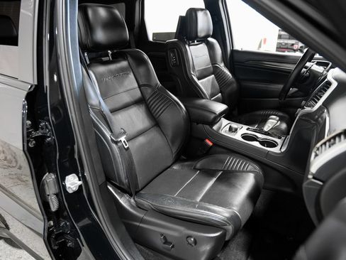 Used 2018 Jeep Grand Cherokee Trackhawk AWD/4WD image 23
