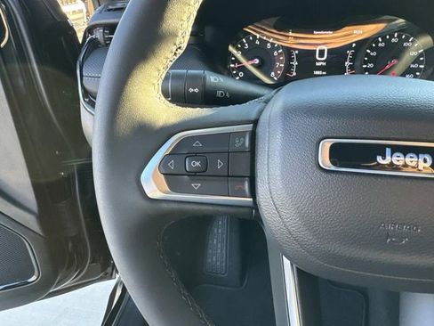 New 2026 Jeep Compass Latitude image 14