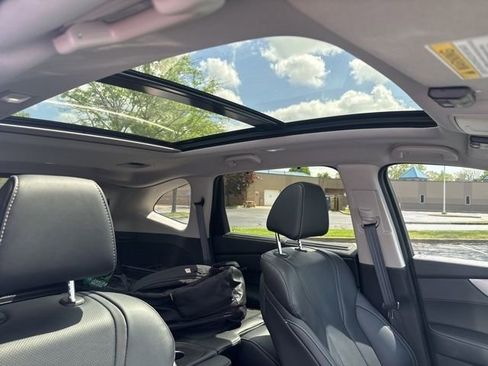 Used 2024 Acura MDX SH-AWD w/ Technology Package image 15