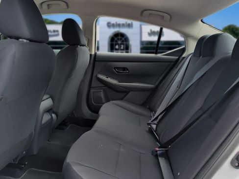 Used 2025 Nissan Sentra S FWD image 29