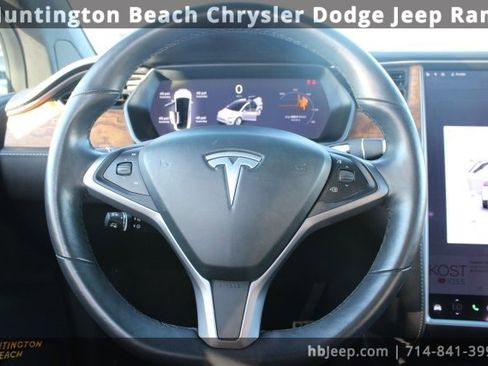 Used 2019 Tesla Model X Performance image 14