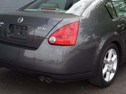 Used 2005 Nissan Maxima 3.5 SE image 11