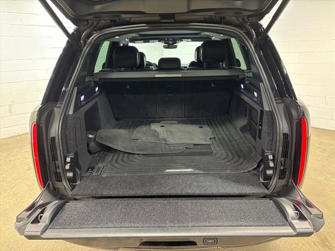 Used 2023 Land Rover Range Rover SE image 43