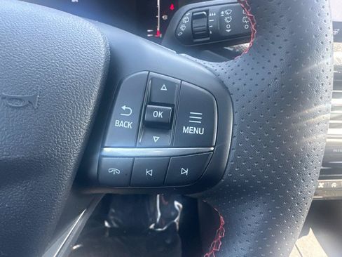 Used 2024 Ford Escape ST-Line w/ Tech Pack #1 AWD/4WD image 19