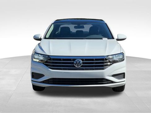 Used 2021 Volkswagen Jetta SE image 8