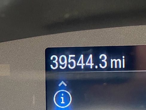 Used 2022 Ford Escape SE image 26