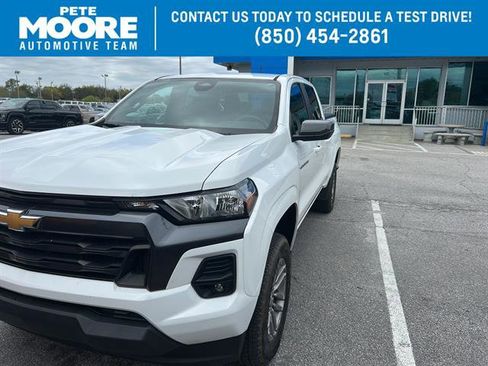 Used 2023 Chevrolet Colorado LT w/ LT Convenience Package image 1