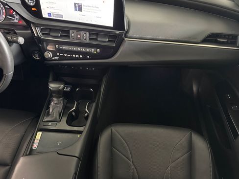 Used 2023 Lexus ES 350 w/ Accessory Package (Z1) FWD image 31