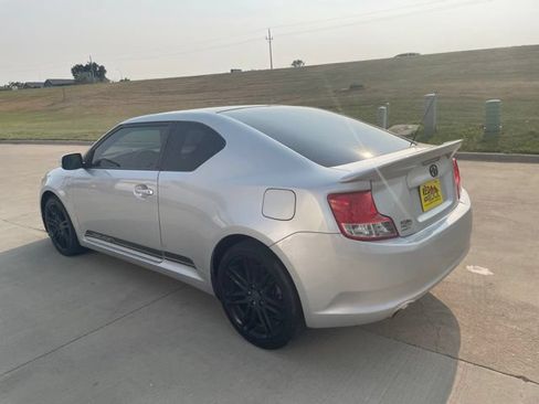 Used 2013 Scion tC FWD image 7