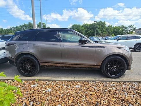 Used 2020 Land Rover Range Rover Velar R-Dynamic S AWD/4WD image 9