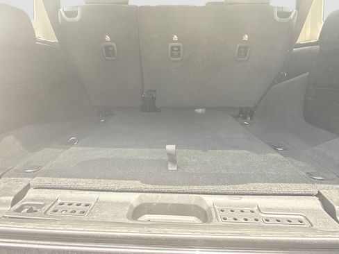 Used 2024 Jeep Wrangler Unlimited Sport AWD/4WD image 11