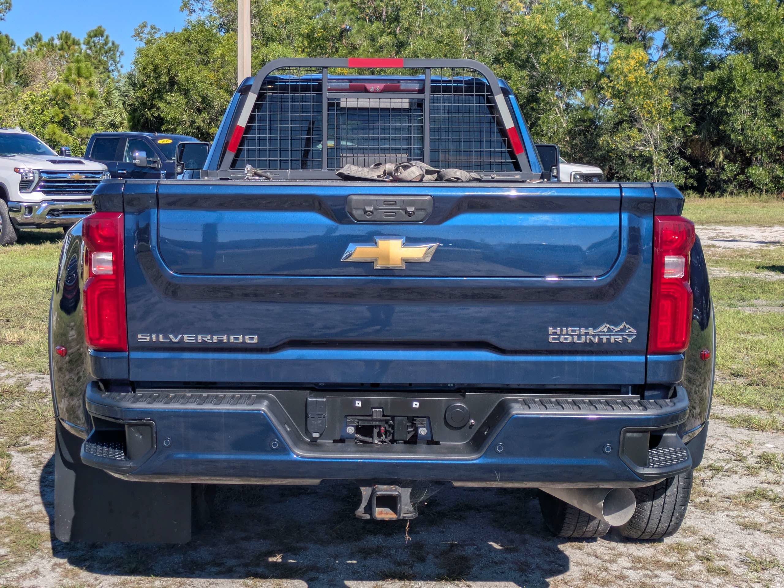 Used 2023 Chevrolet Silverado 3500 High Country AWD/4WD image 7