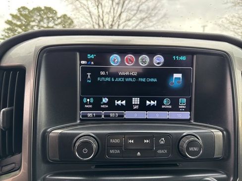 Used 2018 Chevrolet Silverado 1500 LT w/ All Star Edition image 23