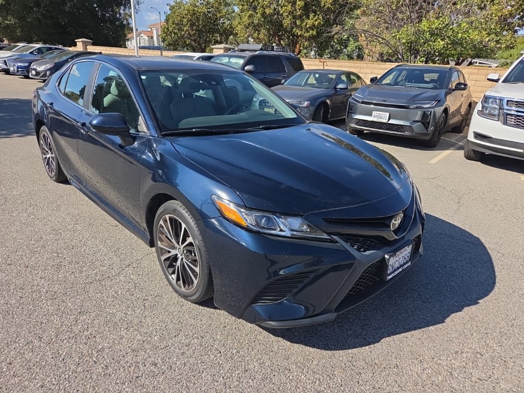 Used 2020 Toyota Camry SE FWD image 7