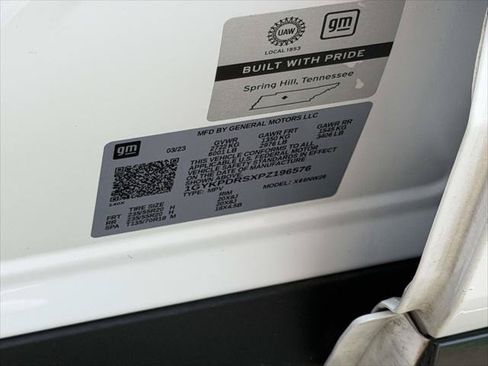 Used 2023 Cadillac XT6 Premium Luxury w/ LPO, Floor Liner Package AWD/4WD image 20