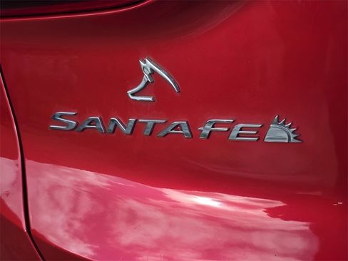 Used 2020 Hyundai Santa Fe SEL w/ Cargo Package image 12