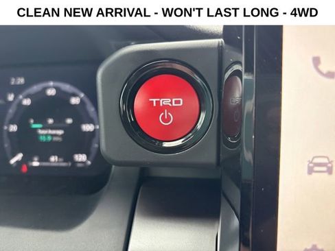 Used 2024 Toyota Tacoma TRD Sport image 10