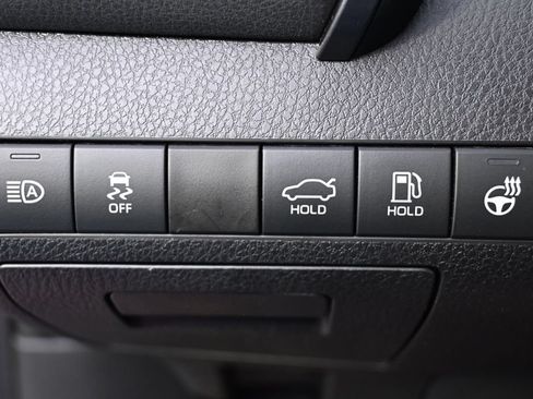Used 2022 Toyota Camry XSE w/ Cold Weather Package FWD image 23