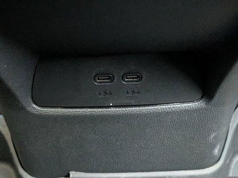 New 2026 Chevrolet Equinox RS w/ Convenience Package III FWD image 18