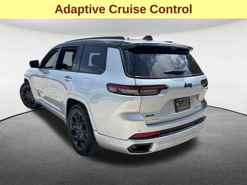 Certified 2025 Jeep Grand Cherokee L Summit AWD/4WD image 11