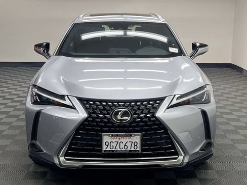 Certified 2024 Lexus UX 250h FWD image 3