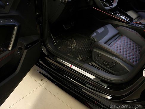 Used 2025 Audi RS 3 QUATTRO image 33