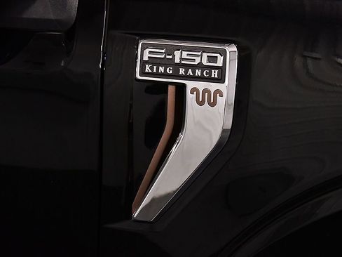 Used 2025 Ford F150 King Ranch w/ FX4 Off-Road Package AWD/4WD image 12