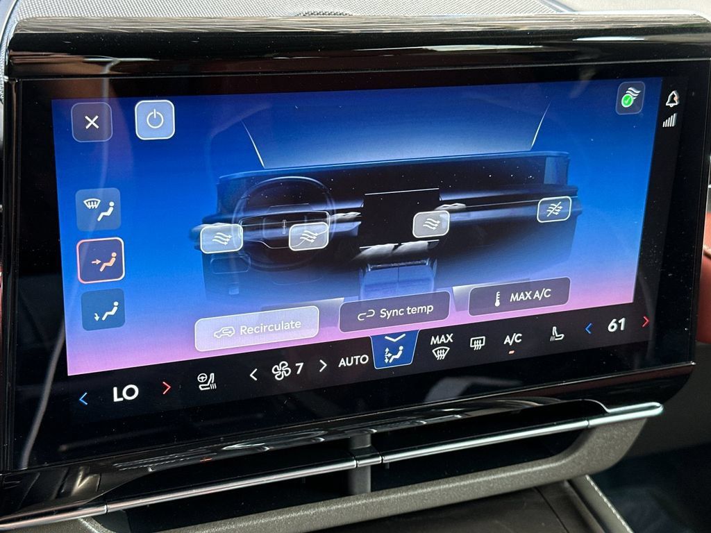 Certified 2024 Lincoln Nautilus Black Label AWD/4WD image 19