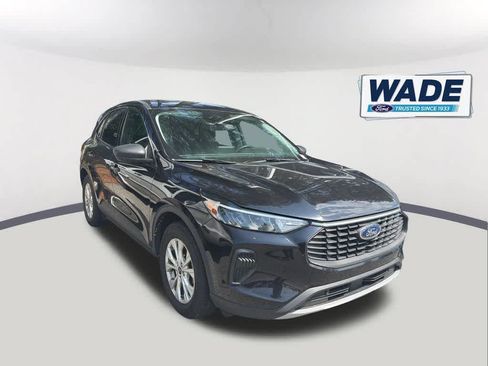Used 2024 Ford Escape Active FWD image 3