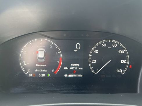 Used 2025 Honda CR-V EX image 12