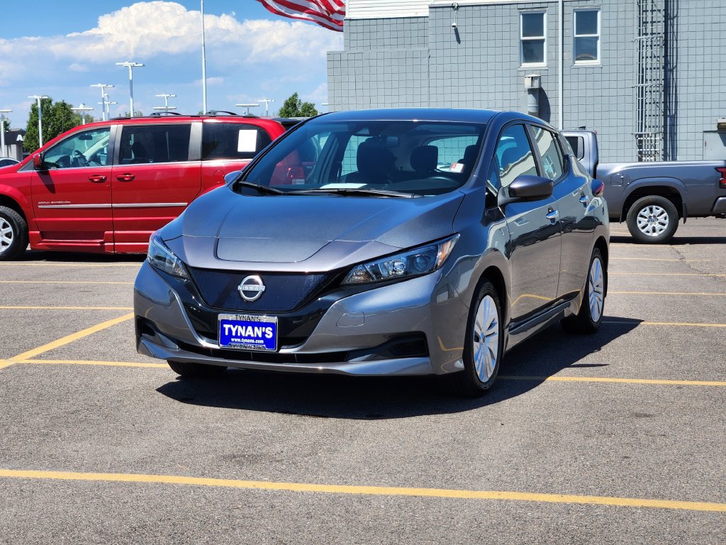 Certified 2025 Nissan Leaf S FWD image 3