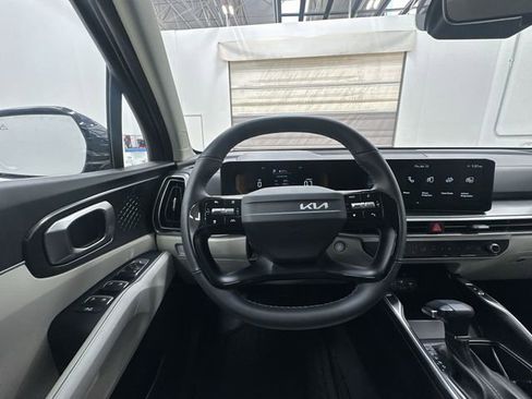 Used 2026 Kia Sorento S AWD/4WD image 12