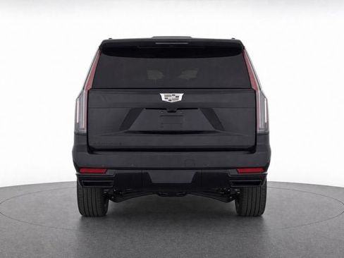 Used 2026 Cadillac Escalade Platinum Sport w/ LPO, ONYX Package AWD/4WD image 4