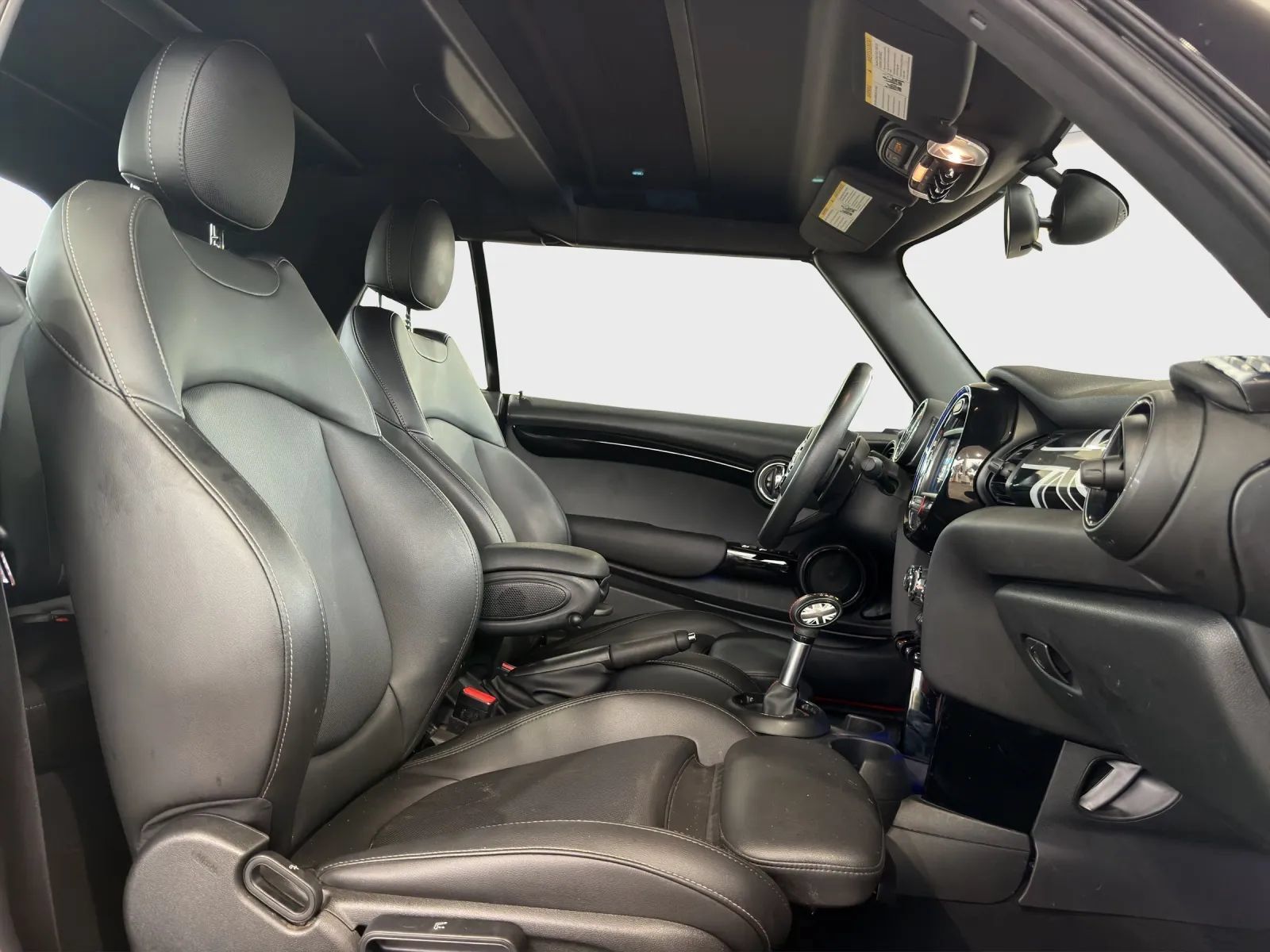 Used 2019 MINI Cooper S FWD image 18